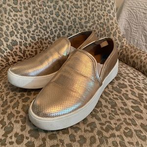 Steve Madden platform slip ons